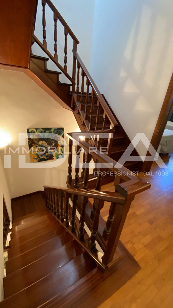 VILLA for SALE in Versilia