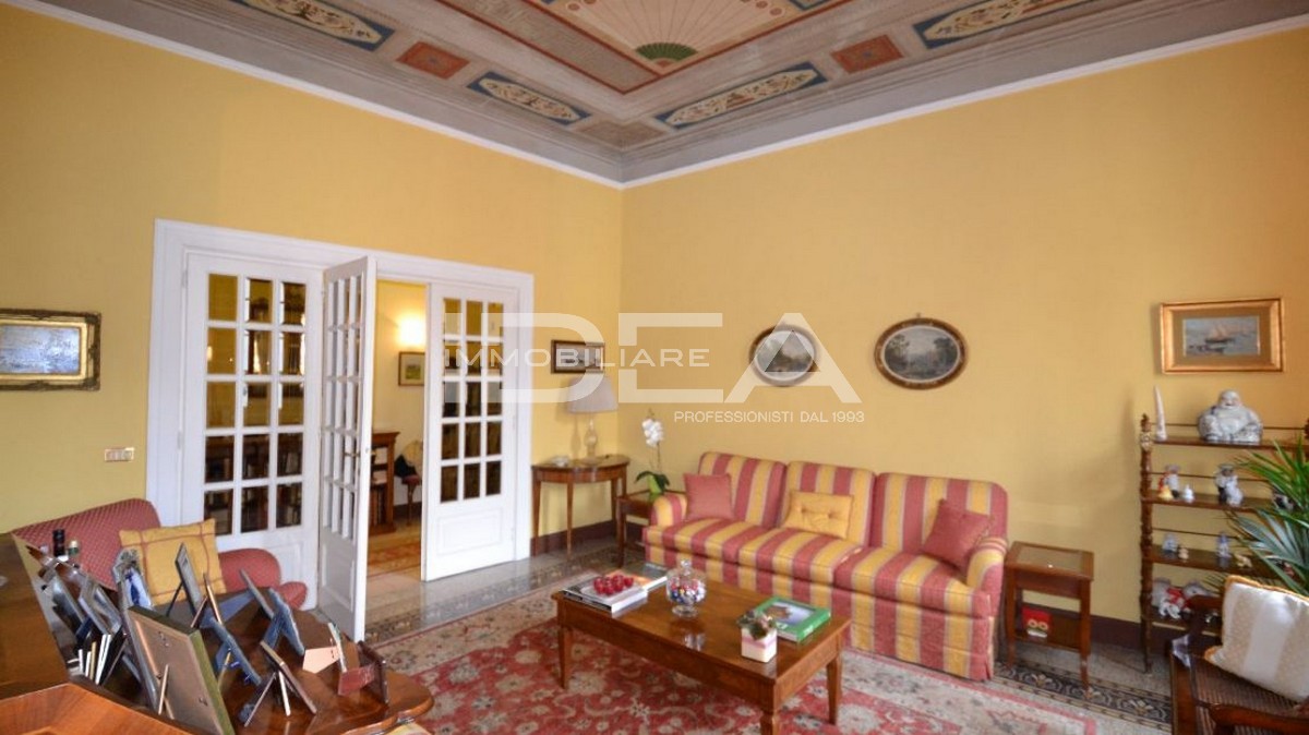 APARTMENT for SALE in Lucca historical center