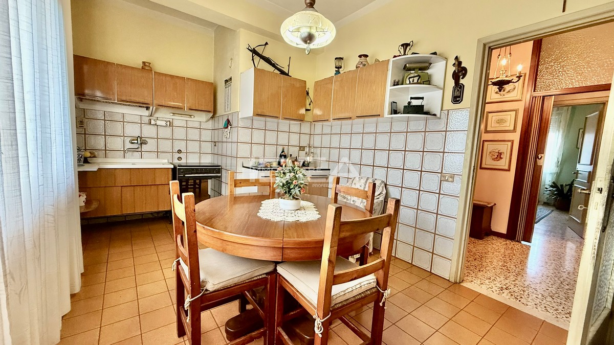 APARTMENT for SALE in Lucca first suburbs